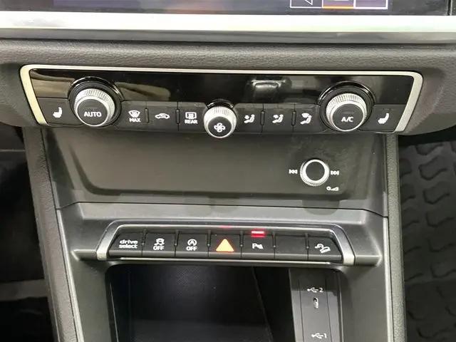 2022 Audi Q3 Premium 45 TFSI S line quattro Tiptronic