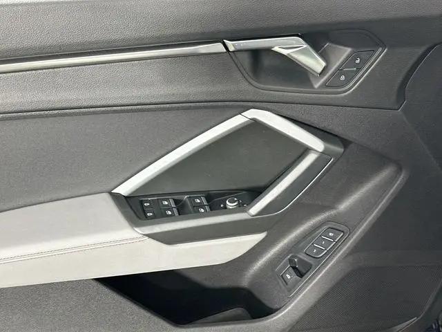 2022 Audi Q3 Premium 45 TFSI S line quattro Tiptronic