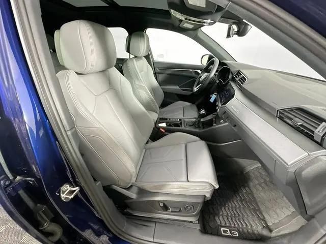 2022 Audi Q3 Premium 45 TFSI S line quattro Tiptronic
