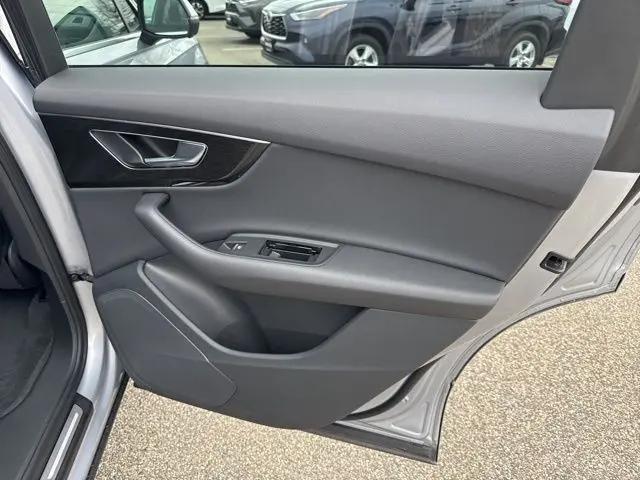 2022 Audi Q7 Premium 45 TFSI quattro Tiptronic