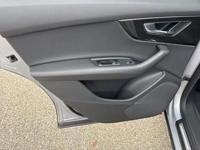 2022 Audi Q7 Premium 45 TFSI quattro Tiptronic