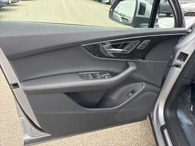 2022 Audi Q7 Premium 45 TFSI quattro Tiptronic