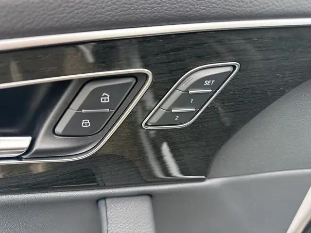 2022 Audi Q7 Premium 45 TFSI quattro Tiptronic