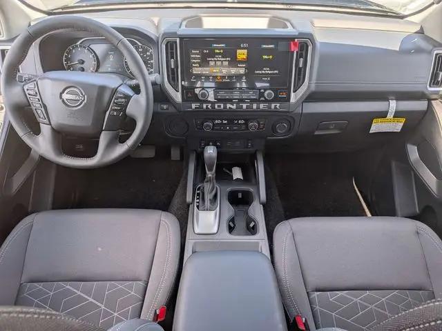 2026 Nissan Frontier Crew Cab SV 4x2