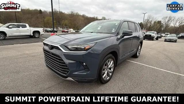 2025 Toyota Grand Highlander Limited for sale in Akron, OH