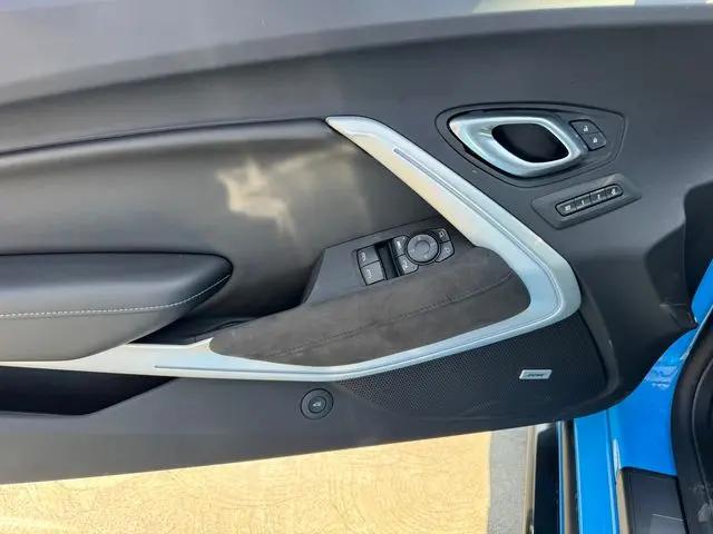 2022 Chevrolet Camaro RWD Convertible 2SS