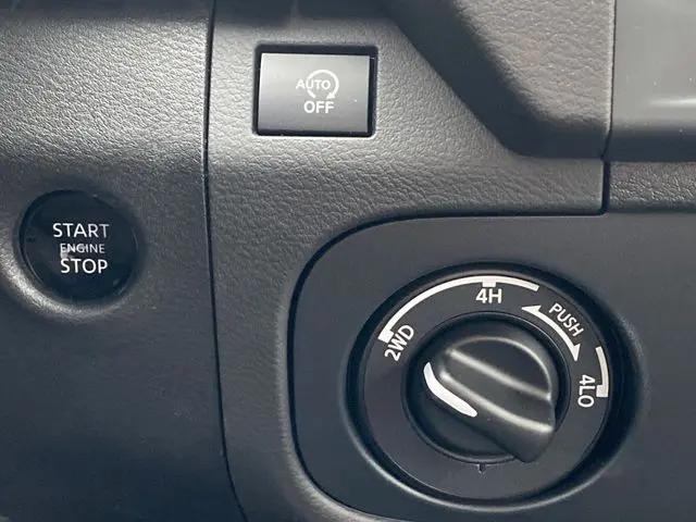 2026 Nissan Frontier Crew Cab PRO-4X 4x4