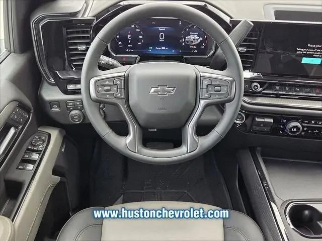 2026 Chevrolet Silverado 2500HD Crew Cab, Standard Bed, XR2, 4WD