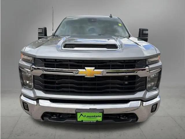 2025 Chevrolet Silverado 2500HD 4WD Crew Cab Long Bed LT