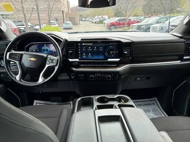 2025 Chevrolet Silverado 2500HD 4WD Crew Cab Long Bed LT