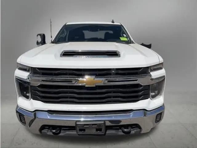 2025 Chevrolet Silverado 2500HD 4WD Crew Cab Standard Bed LT