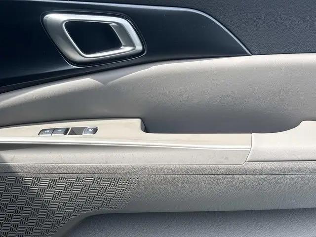 2026 Kia Carnival MPV LX