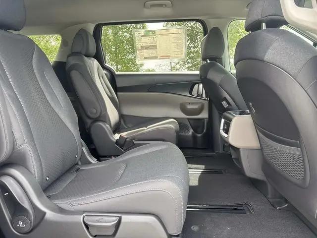2026 Kia Carnival MPV LX