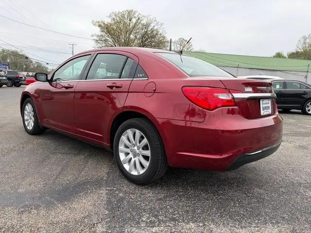 2013 Chrysler 200 Touring