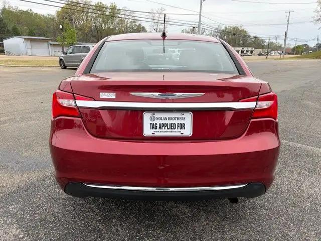 2013 Chrysler 200 Touring