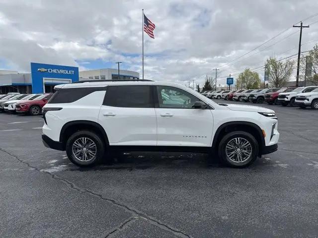 2026 Chevrolet Traverse AWD LT