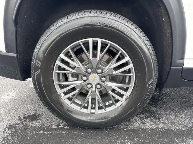 2026 Chevrolet Traverse AWD LT