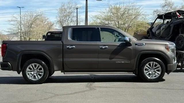 2020 GMC Sierra 1500 4WD Crew Cab Short Box Denali