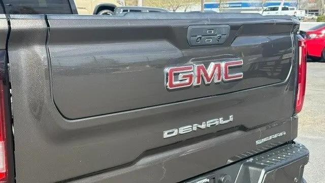 2020 GMC Sierra 1500 4WD Crew Cab Short Box Denali