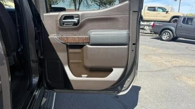2020 GMC Sierra 1500 4WD Crew Cab Short Box Denali