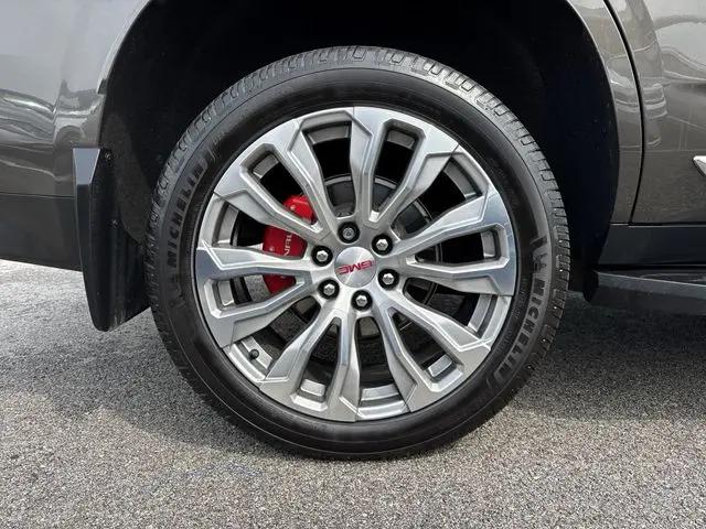 2021 GMC Yukon 4WD Denali