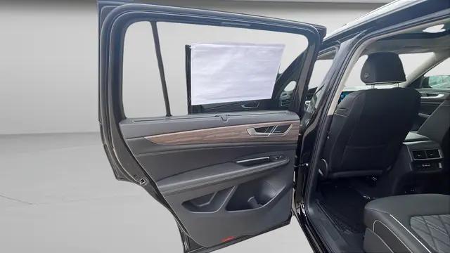 2026 Volkswagen Atlas SEL Premium R-Line