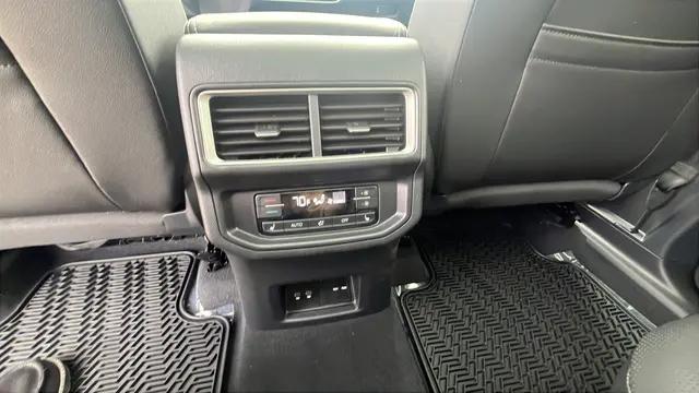 2026 Volkswagen Atlas SEL Premium R-Line