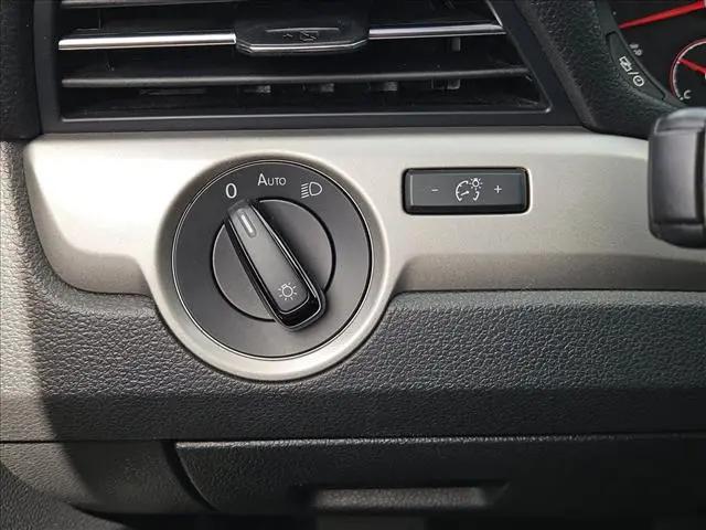 2022 Volkswagen Passat 2.0T SE