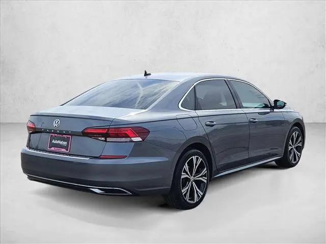 2022 Volkswagen Passat 2.0T SE
