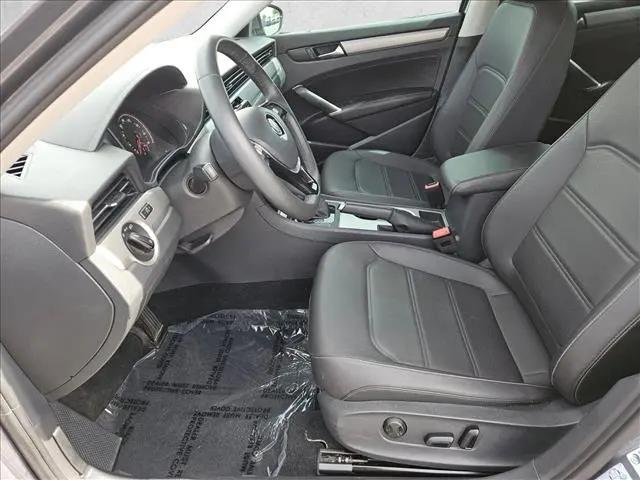 2022 Volkswagen Passat 2.0T SE