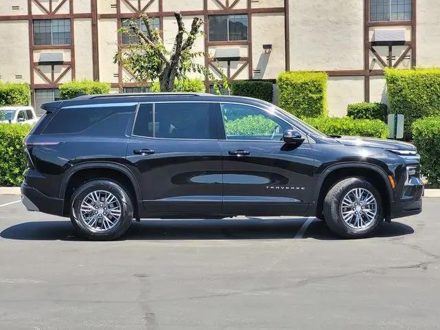 2024 Chevrolet Traverse FWD LT