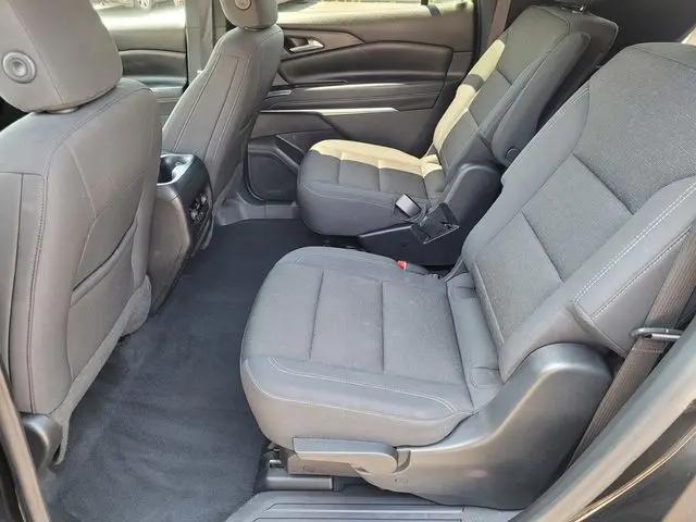2024 Chevrolet Traverse FWD LT
