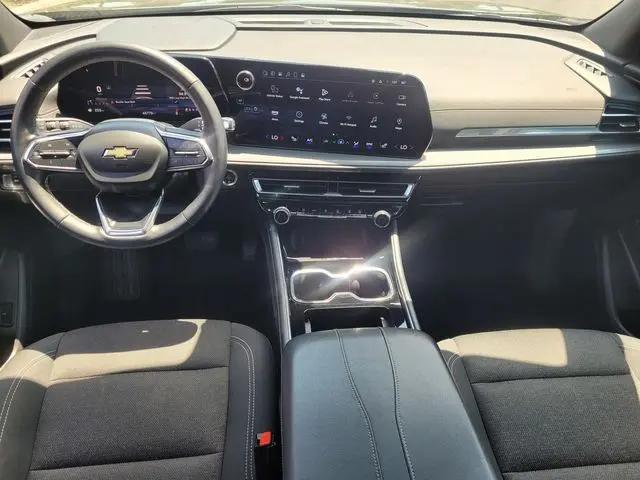 2024 Chevrolet Traverse FWD LT