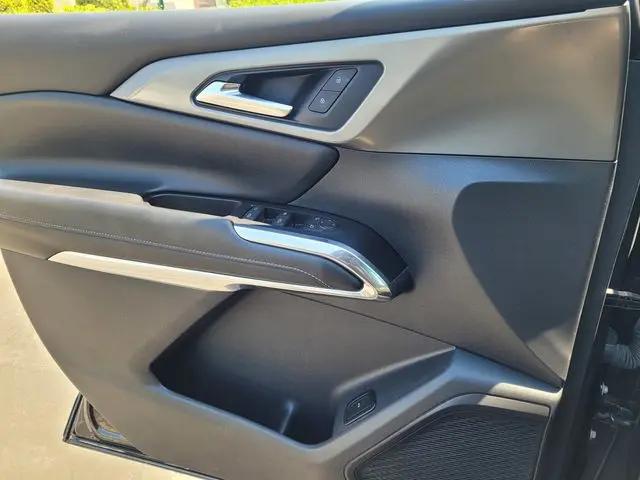 2024 Chevrolet Traverse FWD LT