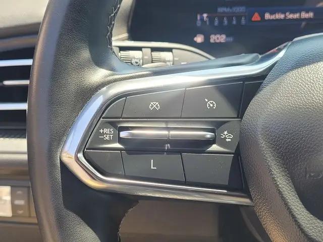 2024 Chevrolet Traverse FWD LT