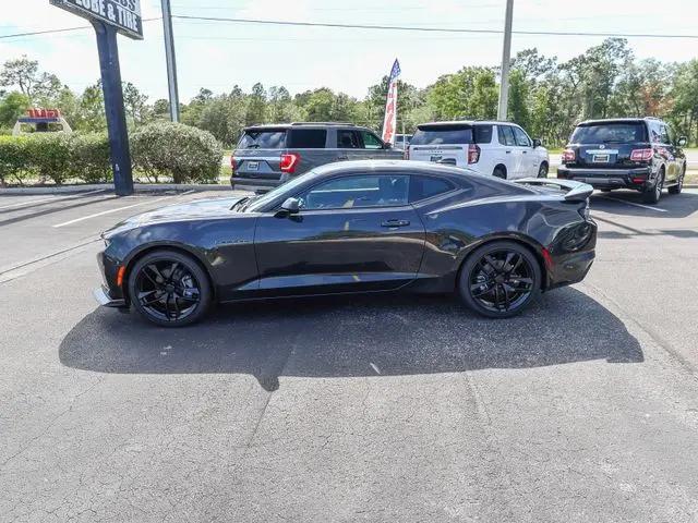 2024 Chevrolet Camaro RWD Coupe 3LT