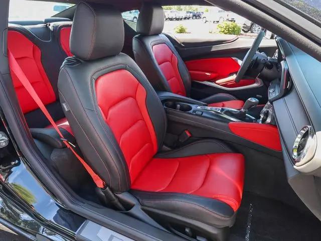 2024 Chevrolet Camaro RWD Coupe 3LT