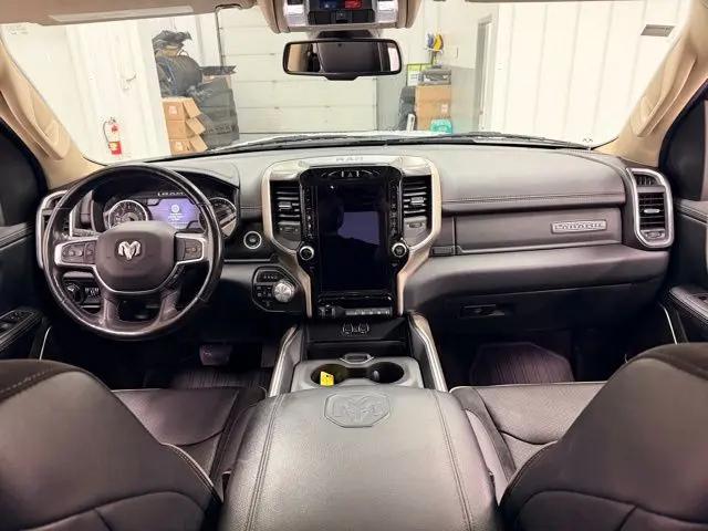 2020 Ram 1500 Laramie Crew Cab 4x4 5'7" Box