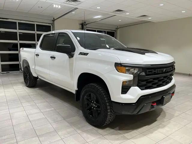 2026 Chevrolet Silverado 1500 4WD Crew Cab Short Bed Custom Trail Boss