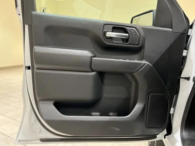 2026 Chevrolet Silverado 1500 4WD Crew Cab Short Bed Custom Trail Boss