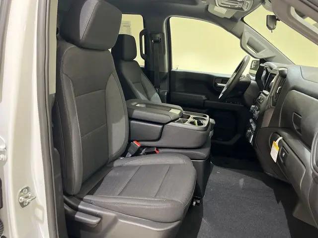 2026 Chevrolet Silverado 1500 4WD Crew Cab Short Bed Custom Trail Boss