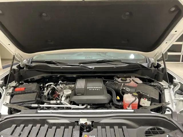 2026 Chevrolet Silverado 1500 4WD Crew Cab Short Bed Custom Trail Boss