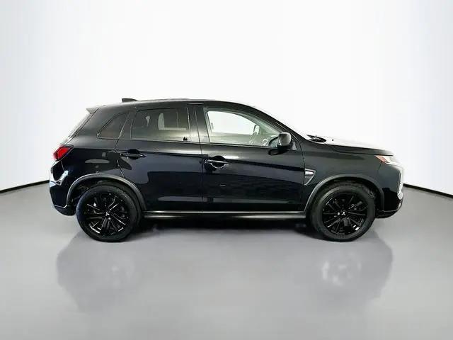 2022 Mitsubishi Outlander Sport 2.0 LE 2WD