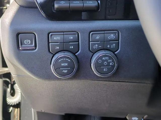 2026 Chevrolet Silverado 1500 4WD Crew Cab Short Bed High Country