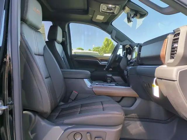 2026 Chevrolet Silverado 1500 4WD Crew Cab Short Bed High Country