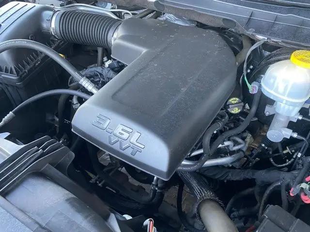 2019 Ram 1500 Classic SLT Regular Cab 4x2 8' Box