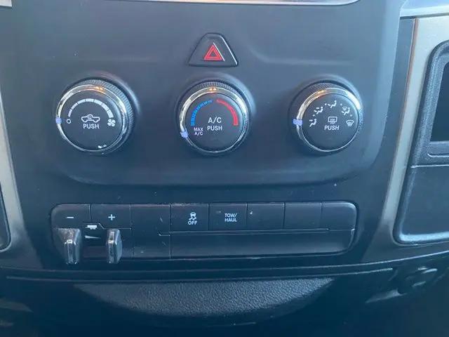 2019 Ram 1500 Classic SLT Regular Cab 4x2 8' Box