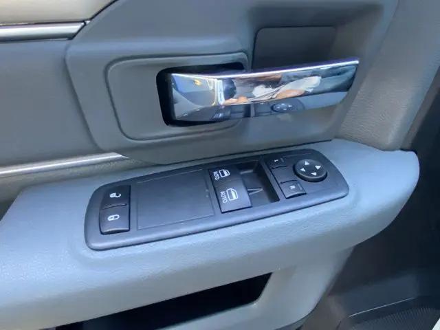 2019 Ram 1500 Classic Tradesman Regular Cab 4x4 8' Box