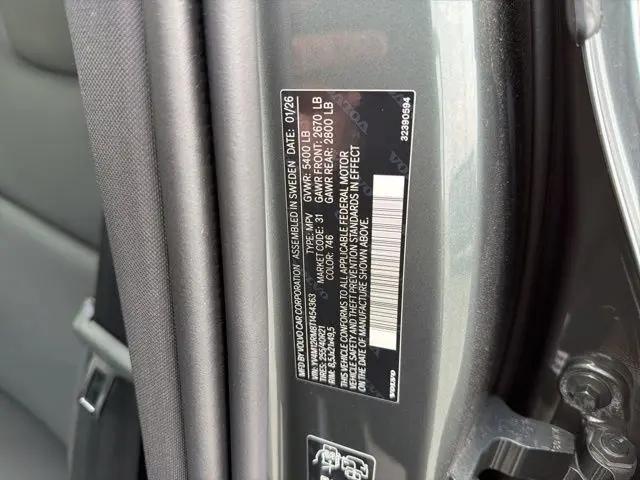 2026 Volvo XC60 B5 Ultra