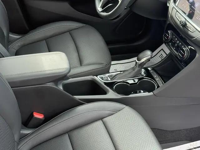 2023 Buick Encore GX Essence FWD